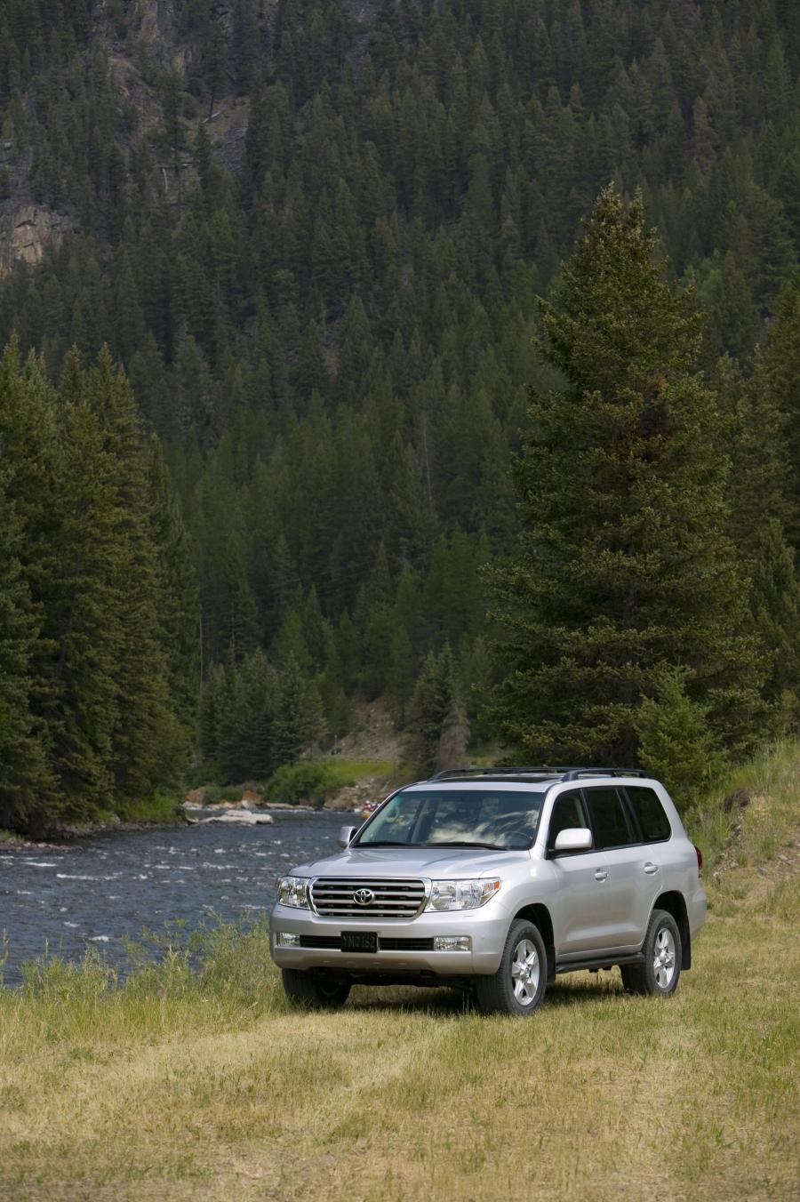  Toyota Land Cruiser 200 2009 года  (фото 50 из 83)